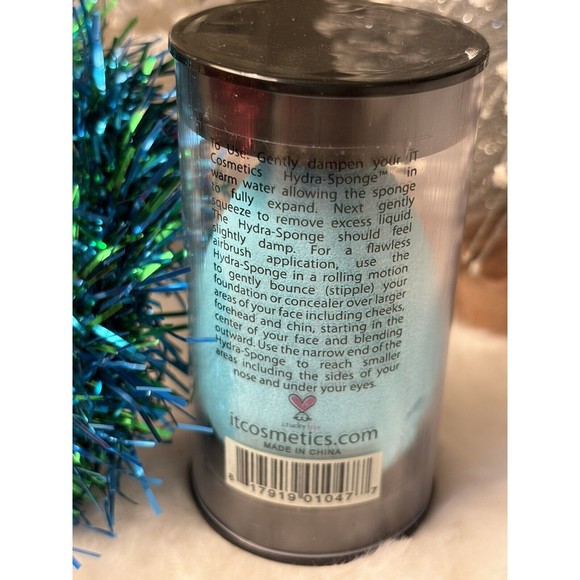 IT COSMETICS Hydra Airbrush Makeup Sponge complexion perfection NIP Aqua Blue - Picture 3 of 4